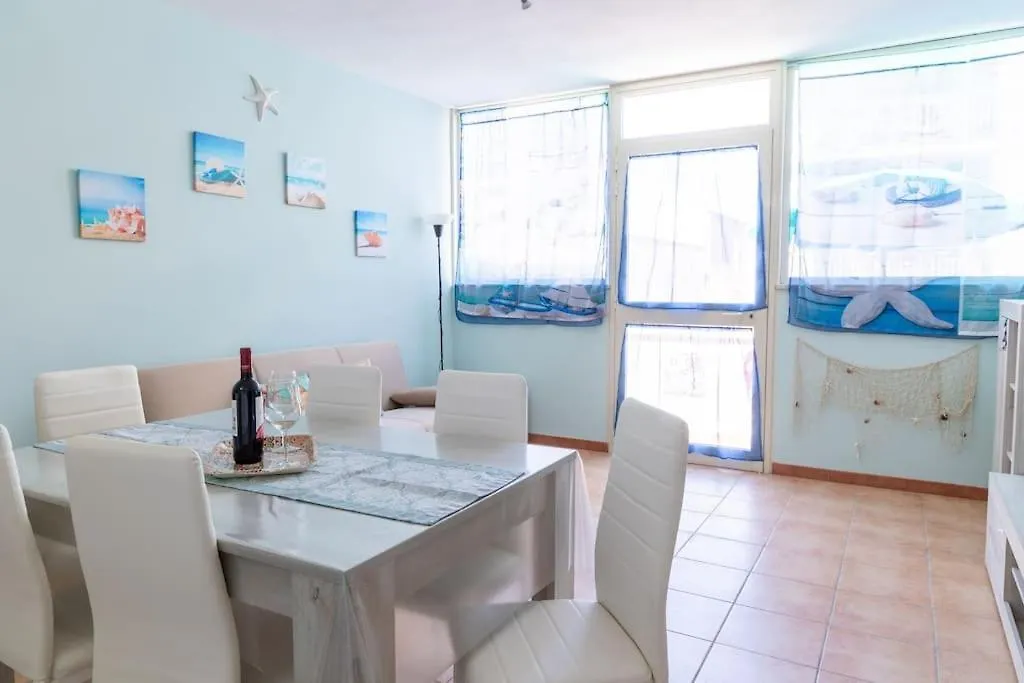 Stella Marina Apartment Trapani 0*,  Itálie
